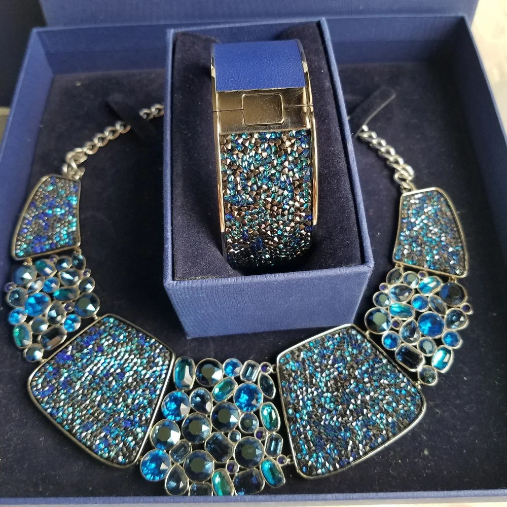 Swarovski authentic swan